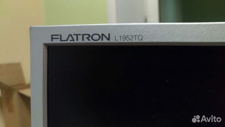 Мониторы LG flatron L1952TQ