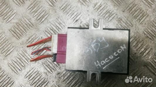 Блок управления BMW 5 E60/E61 (5BL11NC01)