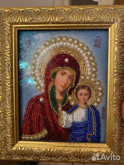 Икона Богоматери с младенцем бисер