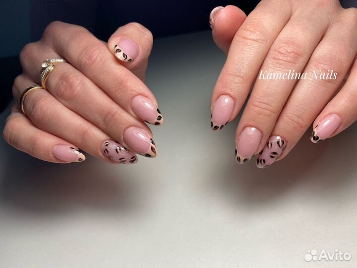 Маникюр, педикюр, наращивание ногтей