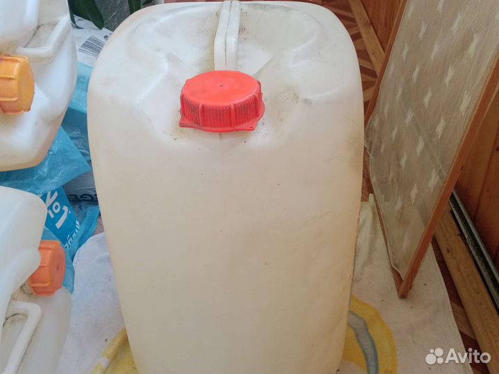 Канистра пластиковая 30 литров