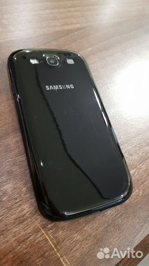 Samsung Galaxy S III GT-I9300, 16 ГБ