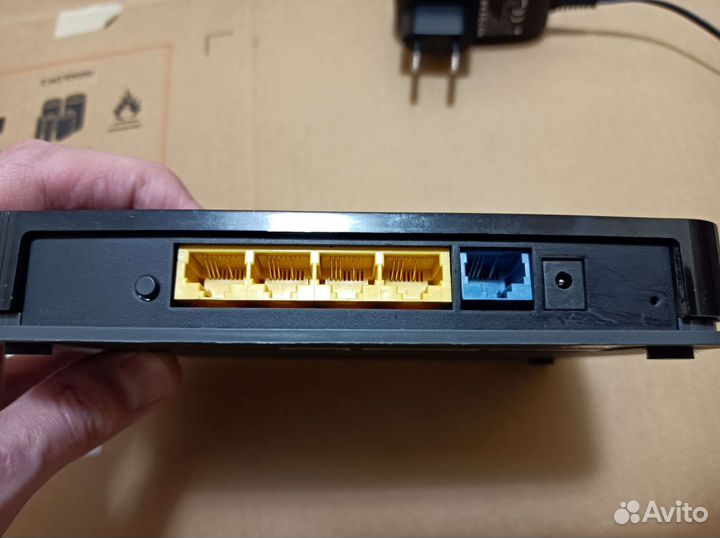 Wi-Fi роутер Netgear N300