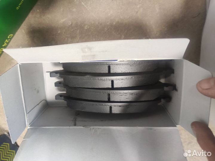 Комплект колодок akebono pajero sport 2