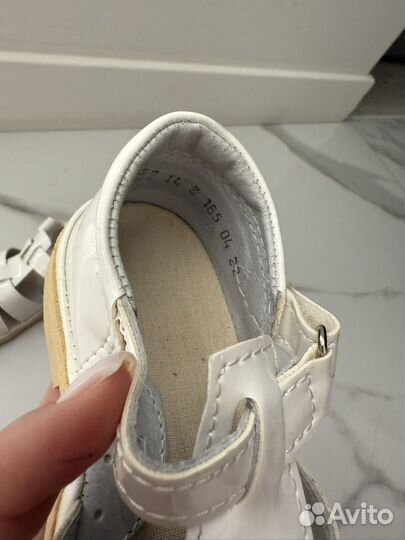 Сандалии в сад новые 26 размер