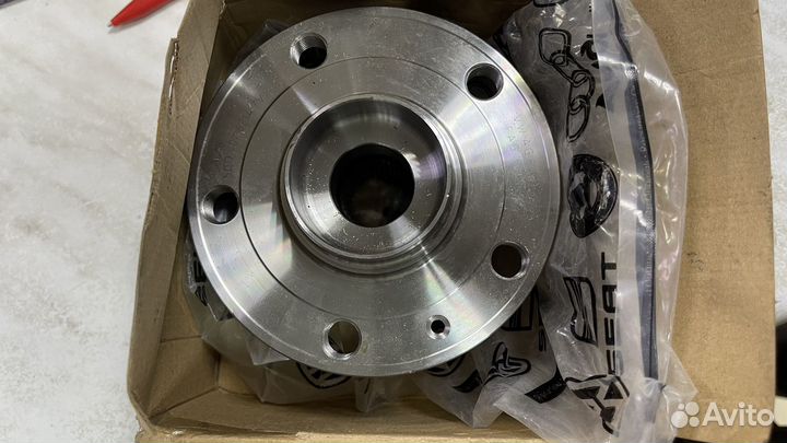 Ступичный подшипник vag 8v0498625a