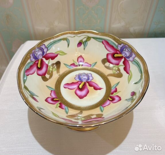 Конфетница на ножке lefard