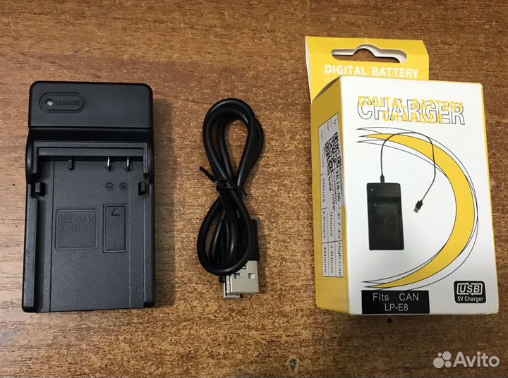 Зарядное устройство Canon 550D 600D 650D 700D