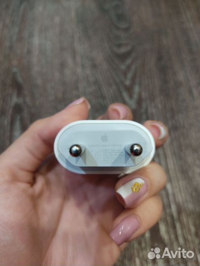 Блок питания для iPhone