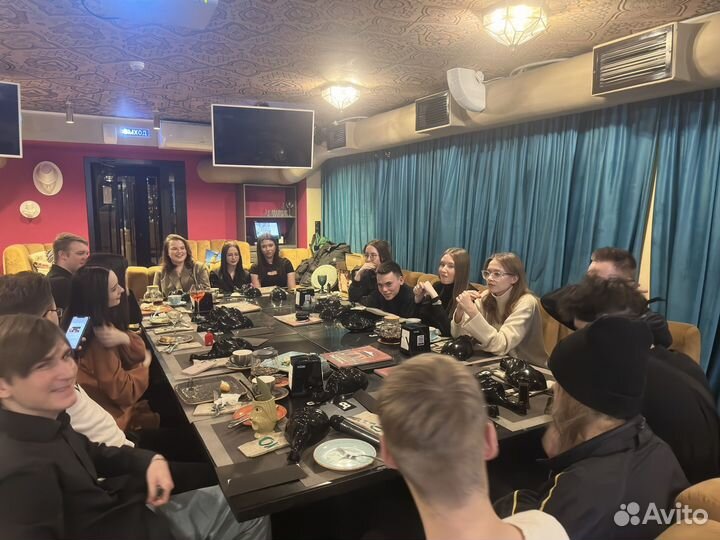 Ведущий игры в мафию