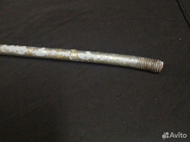 Крюк буксировочный б/у