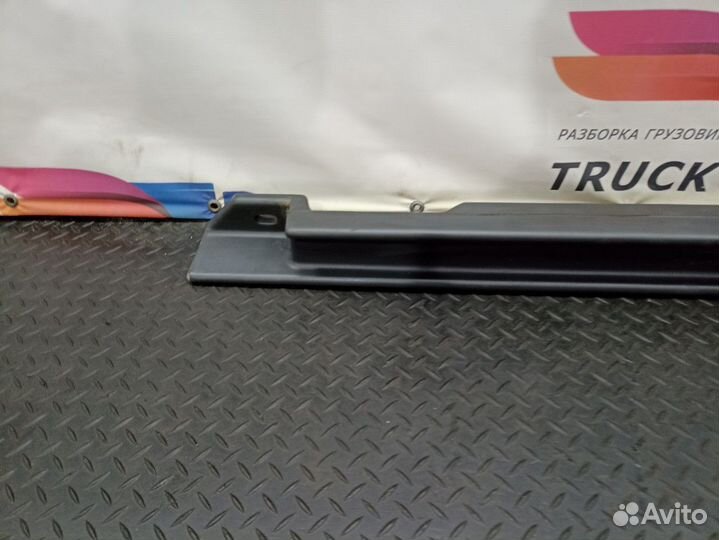 81669120184 Накладка спальника Man TGA, Man TGS