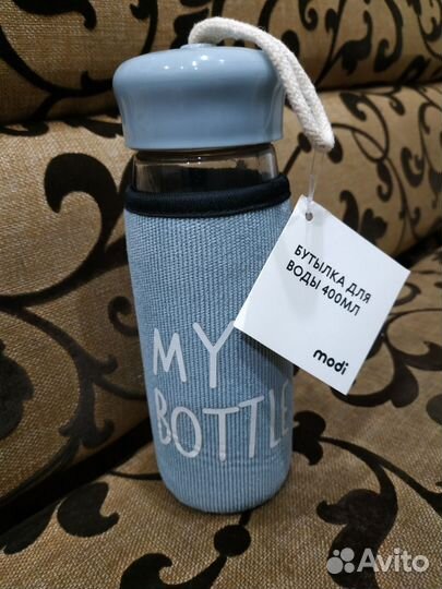 Бутылка для воды стеклянная в чехле. Новая