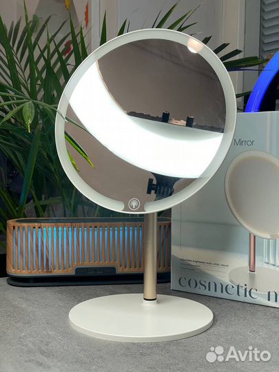 Зеркало настольное с подсветкой ML-01 белое