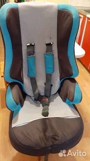 Продаю детское авто-кресло б/у