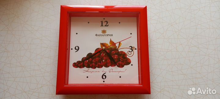 Часы кварцевые