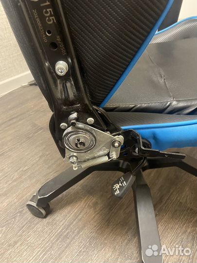 Компьютерное кресло dx racer