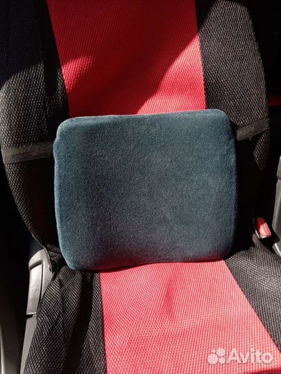 Подушка для поясницы в автомобиль