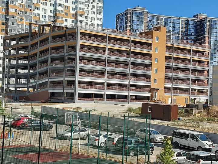 Машиноместо, 14 м²