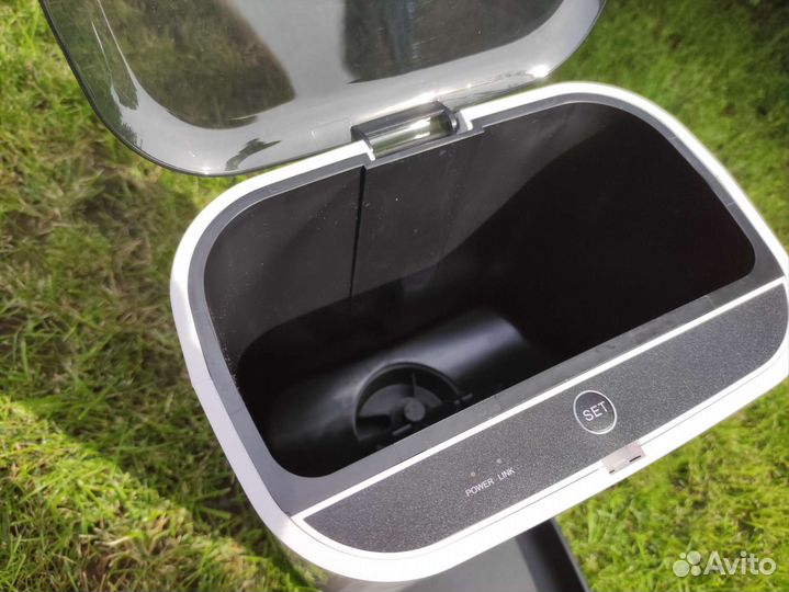 WiFi кормушка с видео для кошек и маленьких собак