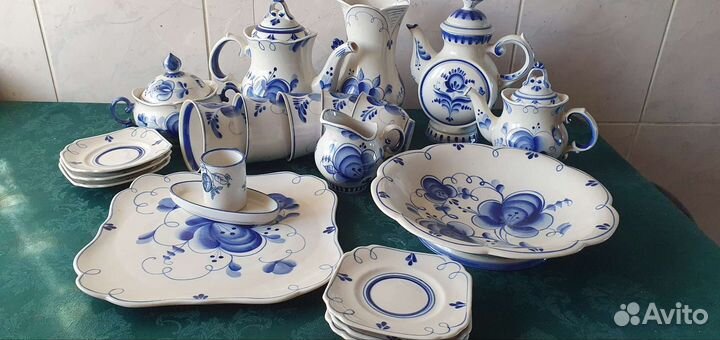 Набор столовой посуды Гжель