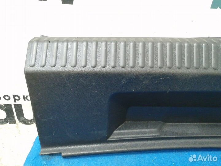 Накладка задней панели 6RU863459A Volkswagen Polo