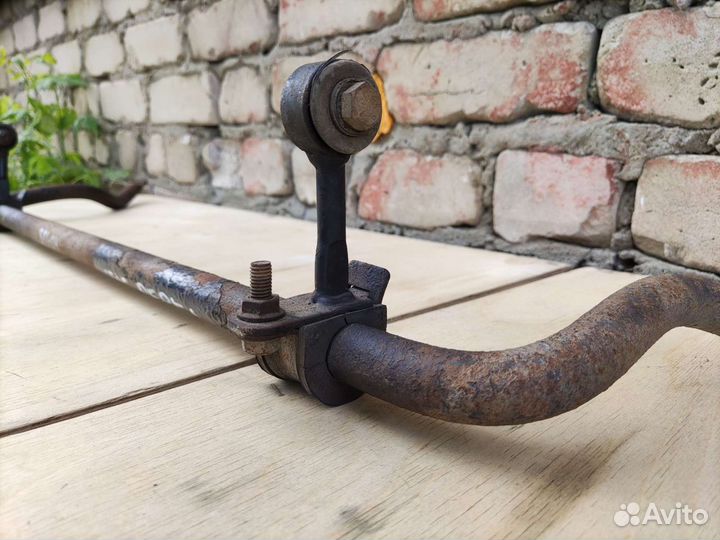 Стабилизатор передний Kia Sportage 1