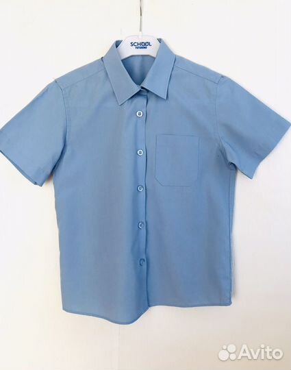 Школьный костюм 128 + 2 рубашки