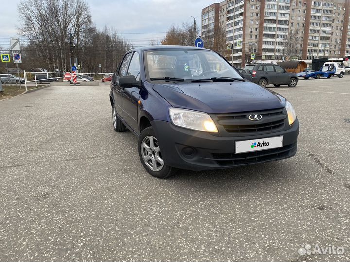 LADA Granta 1.6 МТ, 2012, 170 000 км