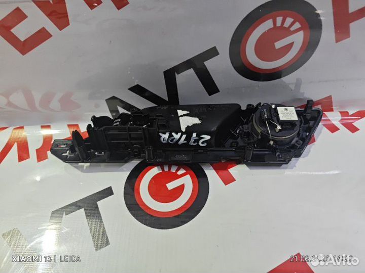 Ручка двери внутренняя задняя правая Volkswagen