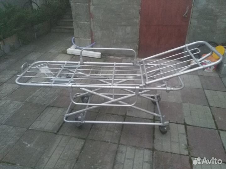Носилки санитарные