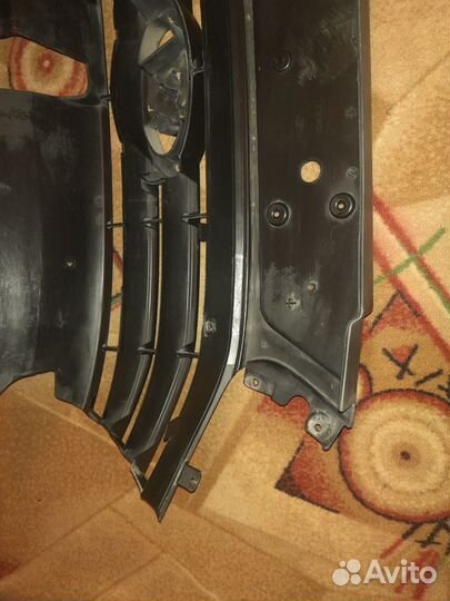 Решетка радиатора Лада Веста бу