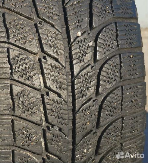 Michelin Latitude X-Ice 255/70 R16