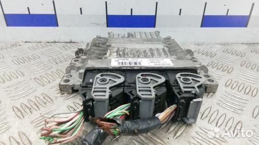 Блок управления двс renault laguna 3 (8LV17PC01)
