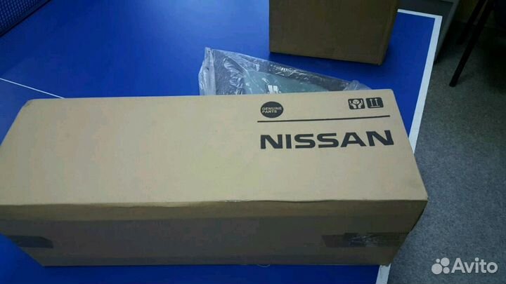 Фонарь задний левый ниссан ноут оригинал