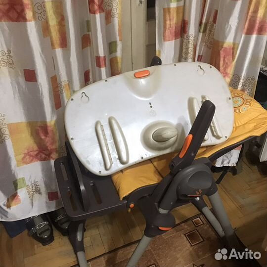 Стульчик для кормления chicco