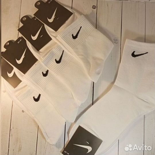 Носки Nike белые высокие