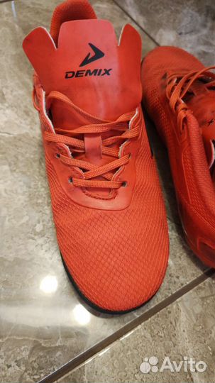 Футбольные бутсы