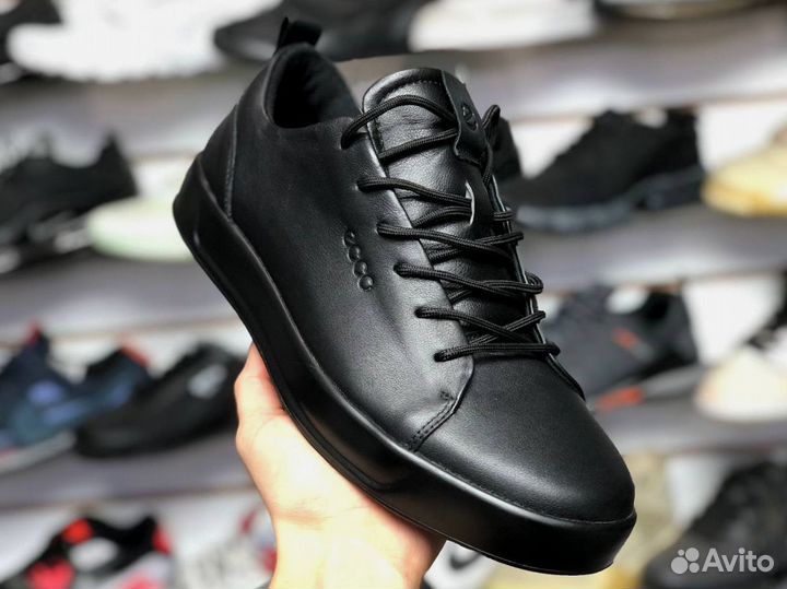 Кроссовки Ecco модные