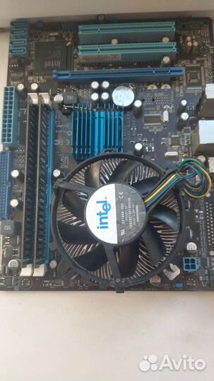 Материнская плата с процессором