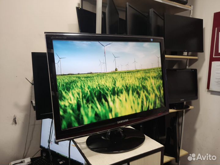 Монитор Samsung 22, HD
