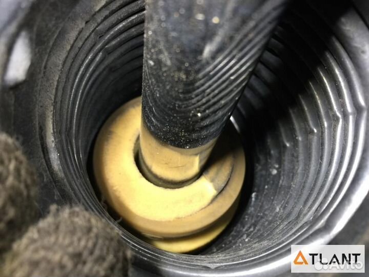 Стойка передняя mazda atenza