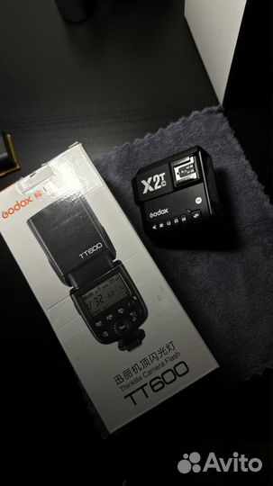 Вспышка камеры Godox TT600