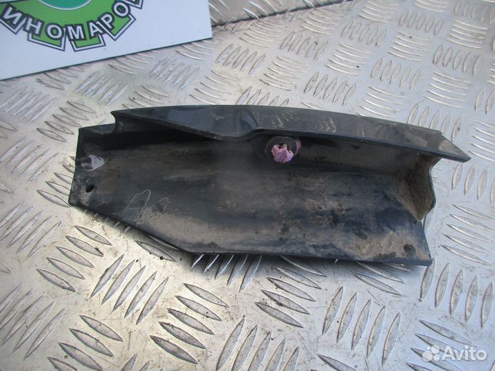 Накладка заднего левого крыла Форд Эскейп 2008г