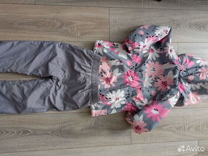 Демисезонный костюм для девочки 122