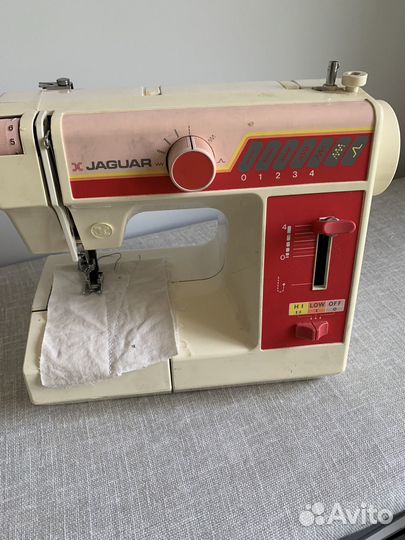 Швейная машина Jaguar mini. Производство Японии