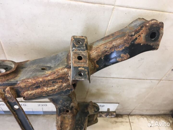 Балка задняя Captiva (C100) 2006-2010