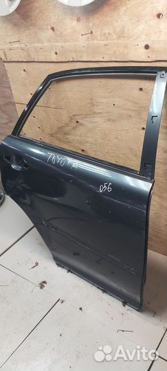 Дверь задняя правая Lexus Rx300 Rx330 Rx350 03-09