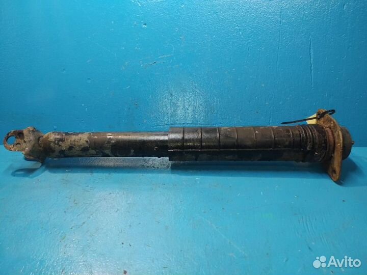 Амортизатор задний Infiniti G 2008-2014