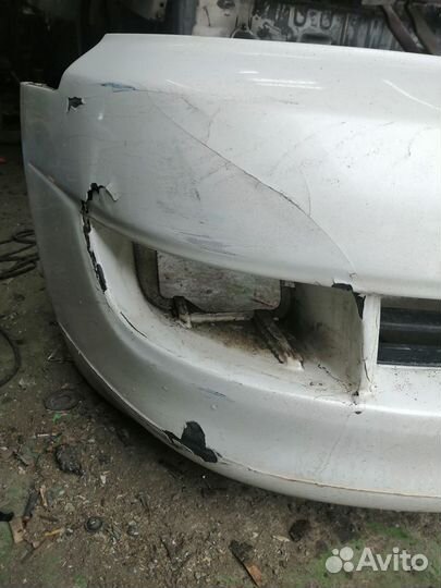 Передний бампер на лексус GX 470 2005 Год